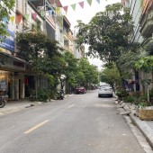 Bán nhà mặt phố Lý Thường Kiệt Hà Đông, 48m x 4 tầng, 4 PN, ô tô tránh kinh doanh
