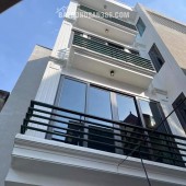 NHÀ ĐẸP LONG LANH  ĐƯỜNG PHẬM VĂN ĐỒNG - DT33M2 - 5 TẦNG - GIÁ 6 TỶ - ĐỂ Ở KINH DOANH