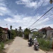 Cần bán lô đẹp Diên Sơn, cách đường chính 20m Nhà Vuông Vắn 222m2, cạnh uỷ ban, trạm y tế, trường học
-Diện tích: 222m2 ngang 10m full thổ cư - 
Lh