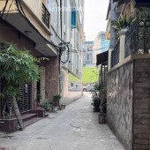 Chính chủ nhờ bán đất đẹp Ngọc Thụy, 70m², giá chỉ 9,7 tỷ