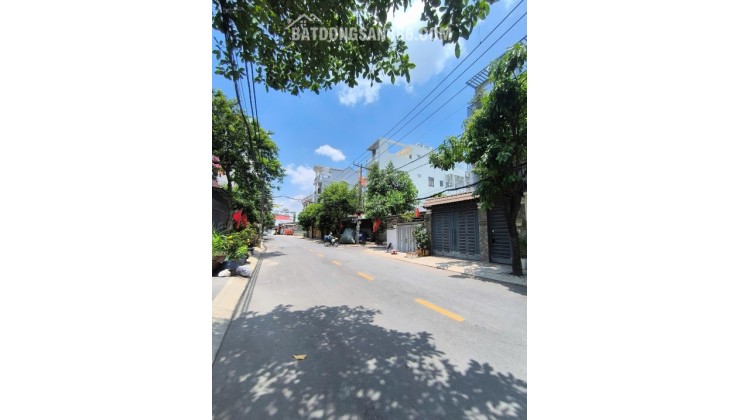 Chính chủ cần bán gấp nhà 2 tầng 5 X16M  hẻm xe ô tô đường Dương Quảng Hàm, P5, GV, giá chỉ 7,5 tỷ, ở ngay