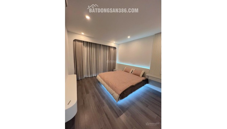 Gia đình bán căn 3PN2WC - HPC Landmark 107m2 Full đồ đẹp giá 7.86 tỷ có TL