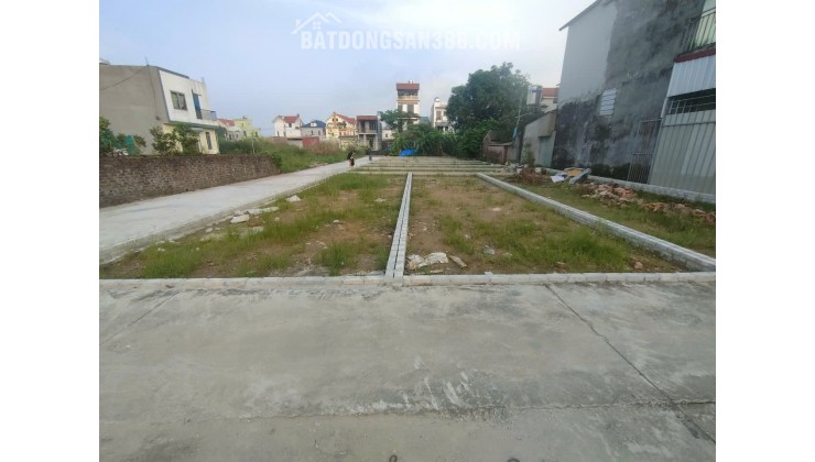 BÁN ĐẤT TỔ 10 (ẤP TRE, XÃ QUANG MINH, HN) - NGÕ THÔNG, ÔTÔ VÀO ĐẤT, 100% THỔ CƯ, GIÁ ĐẦU TƯ F0