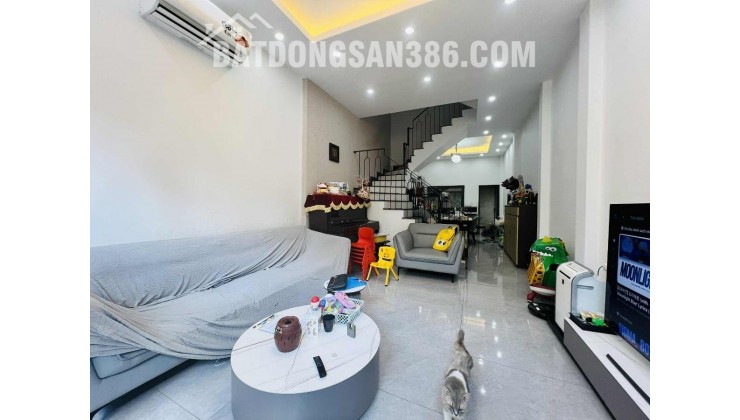 Nhà đẹp Ôtô đỗ cửa, ô chờ thang máy, DT58m2, MT4m, 4 tầng, 4P. Ngủ, giá 15.5 tỷ