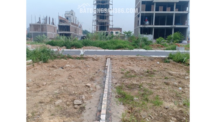 Bán lô đất hoa hậu hàng hiếm khu dịch vụ Vân Canh 25,2 ha. LH: 0986 866 790