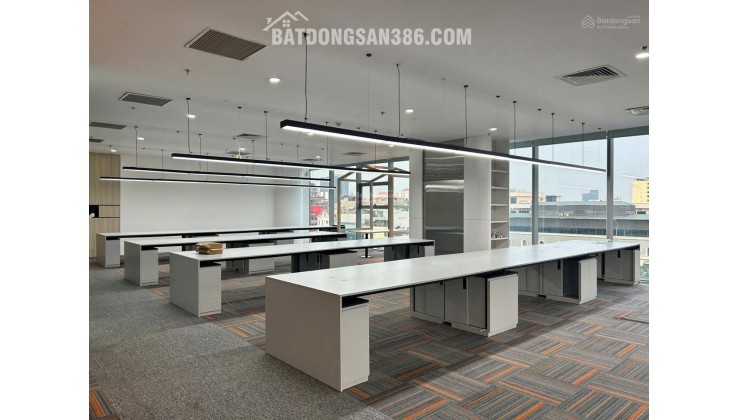 Bán sàn văn phòng Nam Từ Liêm sổ đỏ trao tay 200m2, giá 52tr/m2