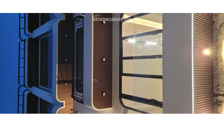 Nhà liền kề 7 tầng Phúc Đồng 59m², 7 tầng, Full NT hiện đại sang trọng