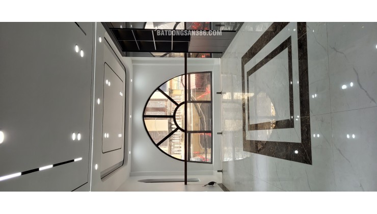 BÁN NHÀ LÔ GÓC XÂY MỚI – PHONG CÁCH HIỆN ĐẠI, MẶT NGÕ PHỐ SÀI ĐỒNG – LONG BIÊN