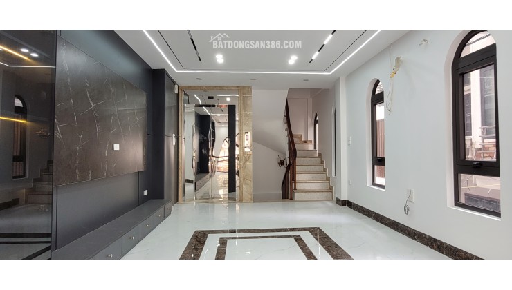 BÁN NHÀ LÔ GÓC XÂY MỚI – PHONG CÁCH HIỆN ĐẠI, MẶT NGÕ PHỐ SÀI ĐỒNG – LONG BIÊN