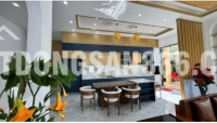 Bán nhà vườn ngay QL1A DT 8x20 giá 2.7 tỷ thương lượng