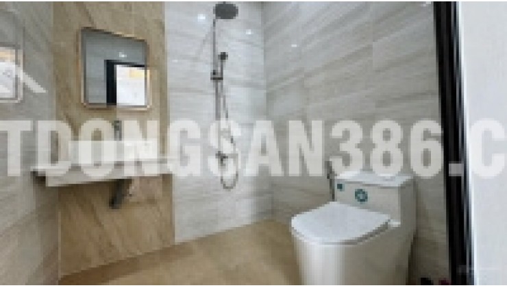 Bán nhà vườn ngay QL1A DT 8x20 giá 2.7 tỷ thương lượng