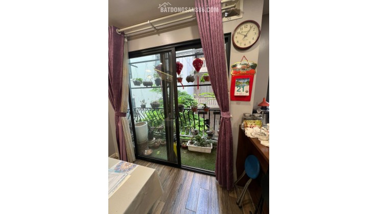 Nhà riêng Pháo Đài Láng DT 60m2, 5 tầng, lô góc giá 21.x tỷ có TL