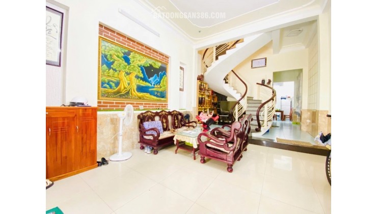 Bán nhà 3 tầng Lưu Quang Thuận, sát Hồ Xuân Hương, 89m², cách biển Mỹ Khê chỉ 400m