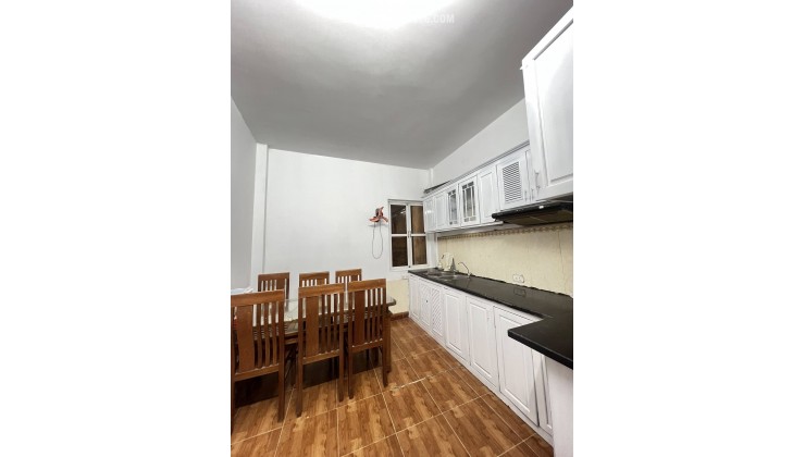 BÁN NHÀ TÂY HỒ - LẠC LONG QUÂN, GẦN HỒ TÂY, DT43m2, 5 tầng, MT4m, 5P. ngủ (Chỉ 8.5 tỷ)