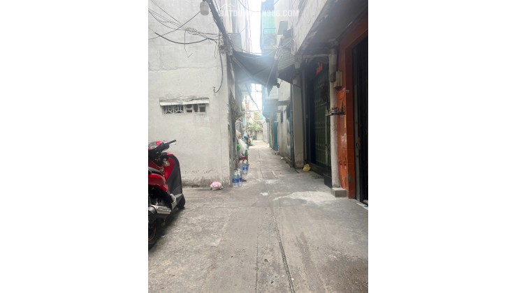 Nhà 2 tầng 3 mặt hẻm sát đường Phan Văn Trị P7Q5. Giá 5.2 tỷ TL