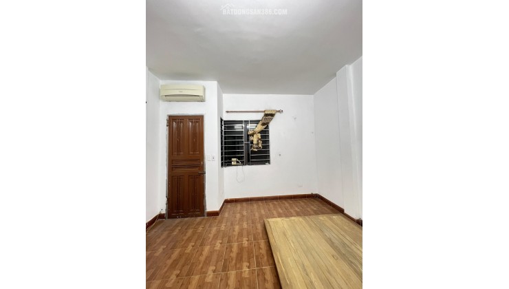 BÁN NHÀ TÂY HỒ - LẠC LONG QUÂN, GẦN HỒ TÂY, DT43m2, 5 tầng, MT4m, 5P. ngủ (Chỉ 8.5 tỷ)