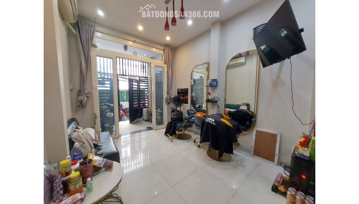 Nhà đẹp đường Phạm Ngũ Lão 5 tầng, 5 phòng ngủ, 54 m2 giá chỉ 13,5 tỷ