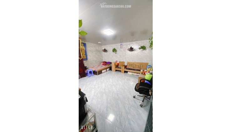 CC bán nhà bên chẵn phố Bạch Đằng, 45m2x 3 tầng, 4 ngủ, 25m ra mặt phố, 8.x tỷ