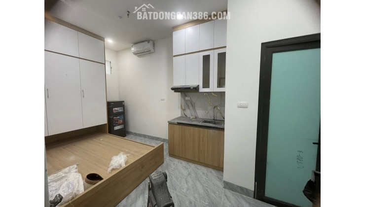 Bán Nhà Dòng Tiền CCMN Ngõ Đường Láng 6 Tầng 11 Phòng Khép Kín ( Cách Phố 50M )