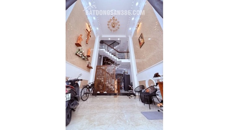 Nhà Sư Vạn Hạnh, Quận 10 – 33m² – 10.5 tỷ – Gần Siêu thị Sài Gòn