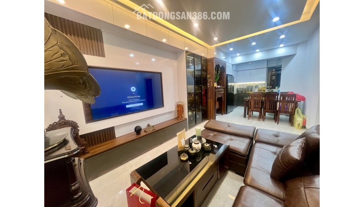 Siêu đẹp chung cư 198 Nguyễn Tuân, 90m 3PN, Nội thất 5 sao, chỉ 8.6 tỷ