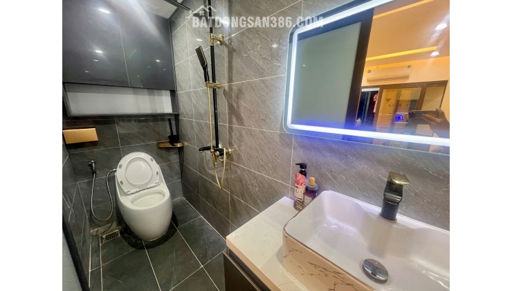 Siêu đẹp chung cư 198 Nguyễn Tuân, 90m 3PN, Nội thất 5 sao, chỉ 8.6 tỷ