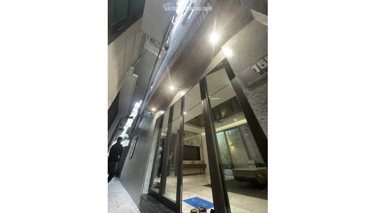 Bán Nhà Ngõ 69 Hoàng Văn Thái Xây Mới 6 Tầng Mặt Tiền 8,4M ( Cách Ô Tô 5M )