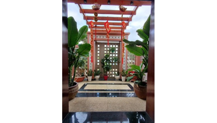 BIỆT THỰ NHÀ VƯỜN – ngang 8m dài 20m 5 tầng Sân vườn Đường 12m View Sông. Thủ Đức