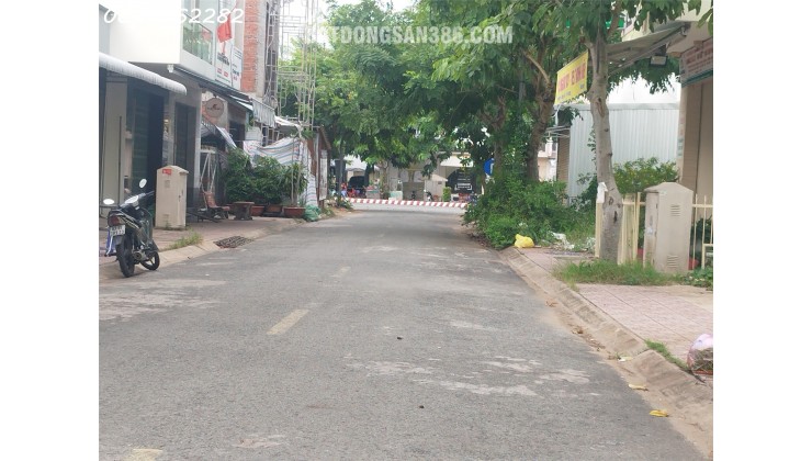 Bán Đất Thổ Cư Mặt Tiền Đường Số 4, TTTM Vincom Sa Đéc, 68m2, Giá 3.7 Tỷ, Sổ Hồng.