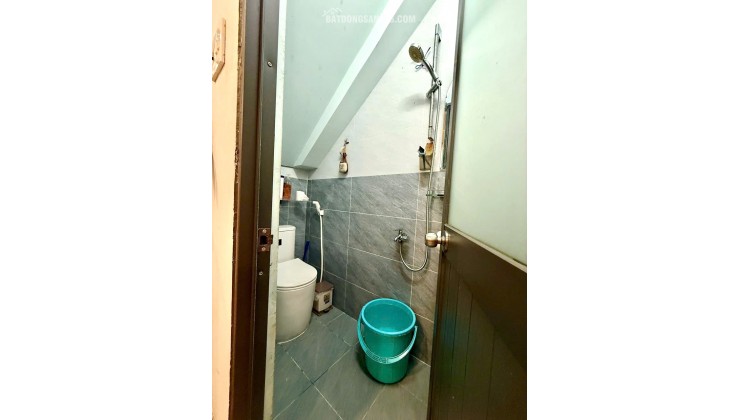 Bán 2 tầng hẻm ba gác Dương Bá Trạc P. Chánh Hưng. Giá 3,38 tỷ TL