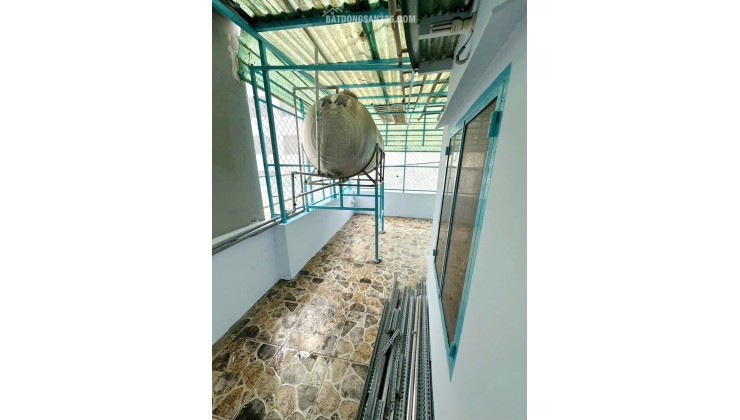 Nhà 3 tầng mới ở hậu L đường Nguyễn Thị Tần P. Chánh Hưng. Giá 5,59 tỷ TL