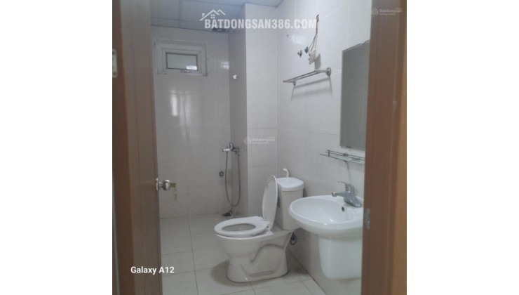 Cần bán căn 2N2W - 58.5m2 - tòa 30T Nam Trung Yên nguyên bản - có sổ. Giá 5.3 tỷ