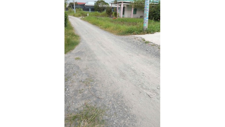 BÁN NHÀ ĐẤT VỊ TRÍ CỰC ĐẸP TẠI ĐỨC HOÀ TÂY NINH, SỔ HỒNG RIÊNG, GIÁ TỪ 2 TỶ. LH:0358855772.