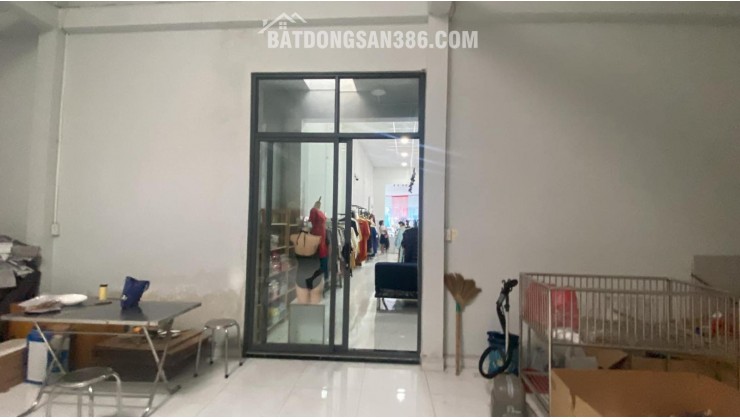 Bán nhà góc 2 mặt tiền Phan Văn Hớn gần Trường Chinh, DT210m2, nở hậu