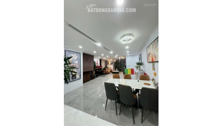 (chuẩn) căn 3PN2WC 135.6m² New Skyline nội thất full BC Đông nam 11.8 tỷ có Thương lượng