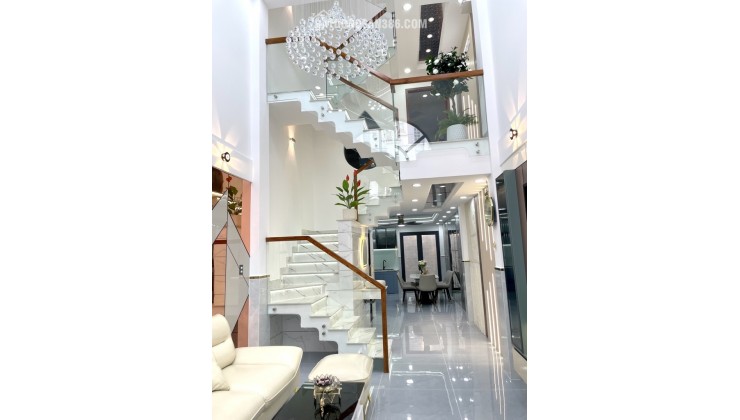 SIÊU PHẨM MỚI XÂY GẦN CÔNG VIÊN LÀNG HOA - XE HƠI ĐỖ CỬA FULL NỘI THẤT SỊN SÒ - 7.6 TỎI