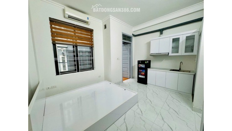 Bán nhà Đang Cho Thuê - Vị Trí Đẹp, Oto, 10m ra phố, Mễ Trì Thượng  52m2 - 10.8 tỷ TL Hếm
