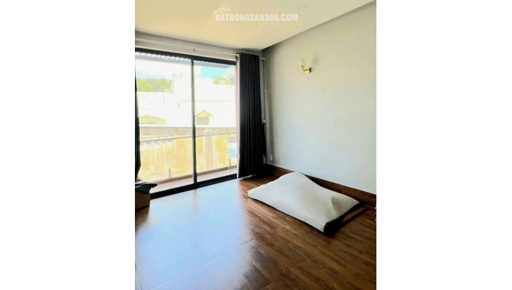 Bán nhà Phường Tam Phú, Thủ Đức, TP HCM. DT 130m2, 3 tầng, 4PN, SH, giá 7.8 tỷ. LH: 0933125879