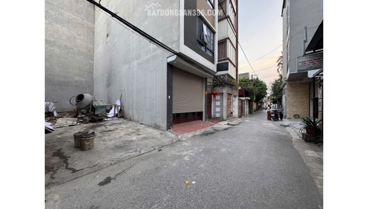 Bán đất Giang Biên Long Biên – 45,3m² vuông như cục gạch, đường ô bàn cờ, ô tô tránh nhau