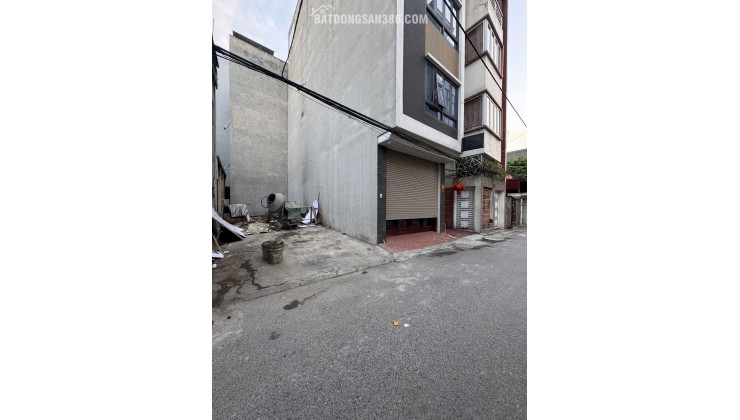 Bán đất Giang Biên Long Biên – 45,3m² vuông như cục gạch, đường ô bàn cờ, ô tô tránh nhau