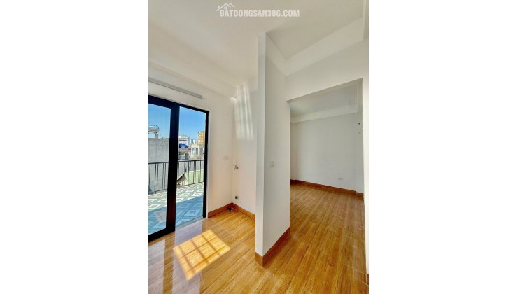 Bán nhà liền kề Kẻ Tạnh – Giang Biên, 5 tầng mới đẹp, gần ngõ ô tô tránh, giá chỉ 5.95 tỷ