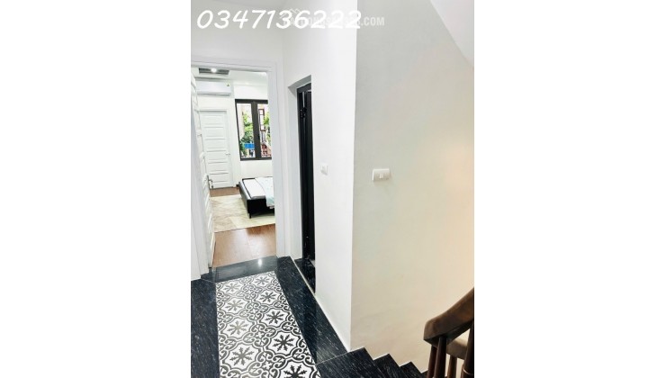Bán nhà Nghĩa Đô – Vị trí trung tâm – 5 tầng – chỉ hơn 8 tỷ một chút