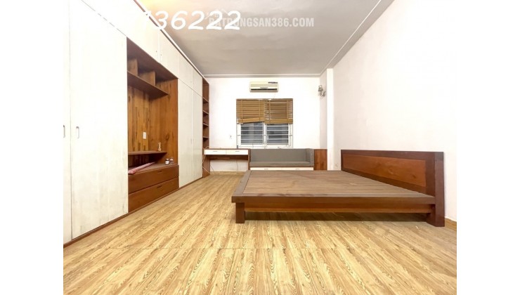 Bán nhà Gần Hồ Tây – nhà 5 tầng – chỉ hơn 10 tỷ một chút