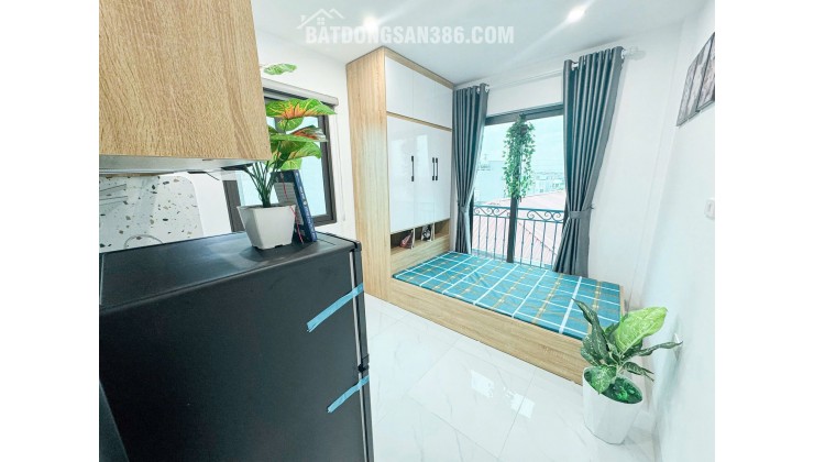 Bán gấp tòa CHDV phố Hòa Bình 7 - TK 7 tầng có thang máy - Gồm 17 phòng cho thuê.