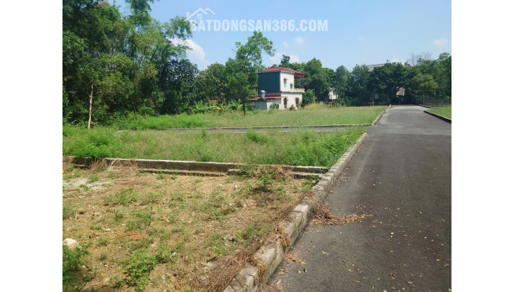 Bán gấp đất tại Xuân Khanh, Sơn tây 110m2 MT 7m, giá rẻ mua ngay có lãi liền tay.