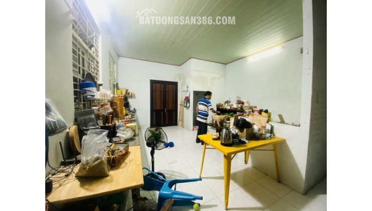 Bán nhà đường số 26, P. Cát Lái, Q2, TP HCM. DT 126 m2, 3 tầng. Giá 7.6 tỷ