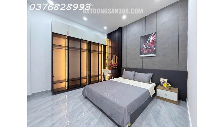 NHÀ MỚI Ở NGAY-BÙI QUANG LÀ- 2 TẦNG- 3,7x13- HXH- TẶNG FULL NỘI THẤT- NHỈNH 5 TỶ TL