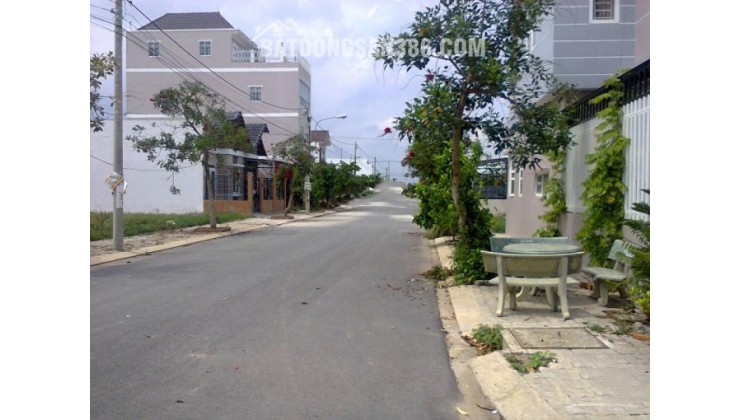 Bán đất thổ diện tích 8x16 nằm gần KCN Cầu Tràm giá 2.8 tỷ thương lượng