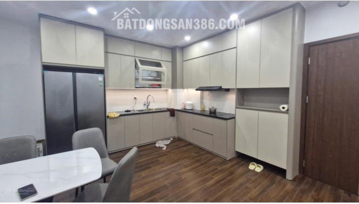 Hiếm N3B Lê Văn Lương, 2N2W 61m², full đầy đủ view đẹp, giá 5.5 tỷ có TL