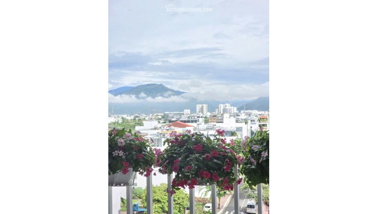 Bán căn hộ CT3 VCN Phước Hải
tầng 4
-Diện tích: 65.2m2, của chính Đông Bắc, logia hướng chính Tây Nam, hướng phụ Tây Bắc, phòng khách thênh thang,